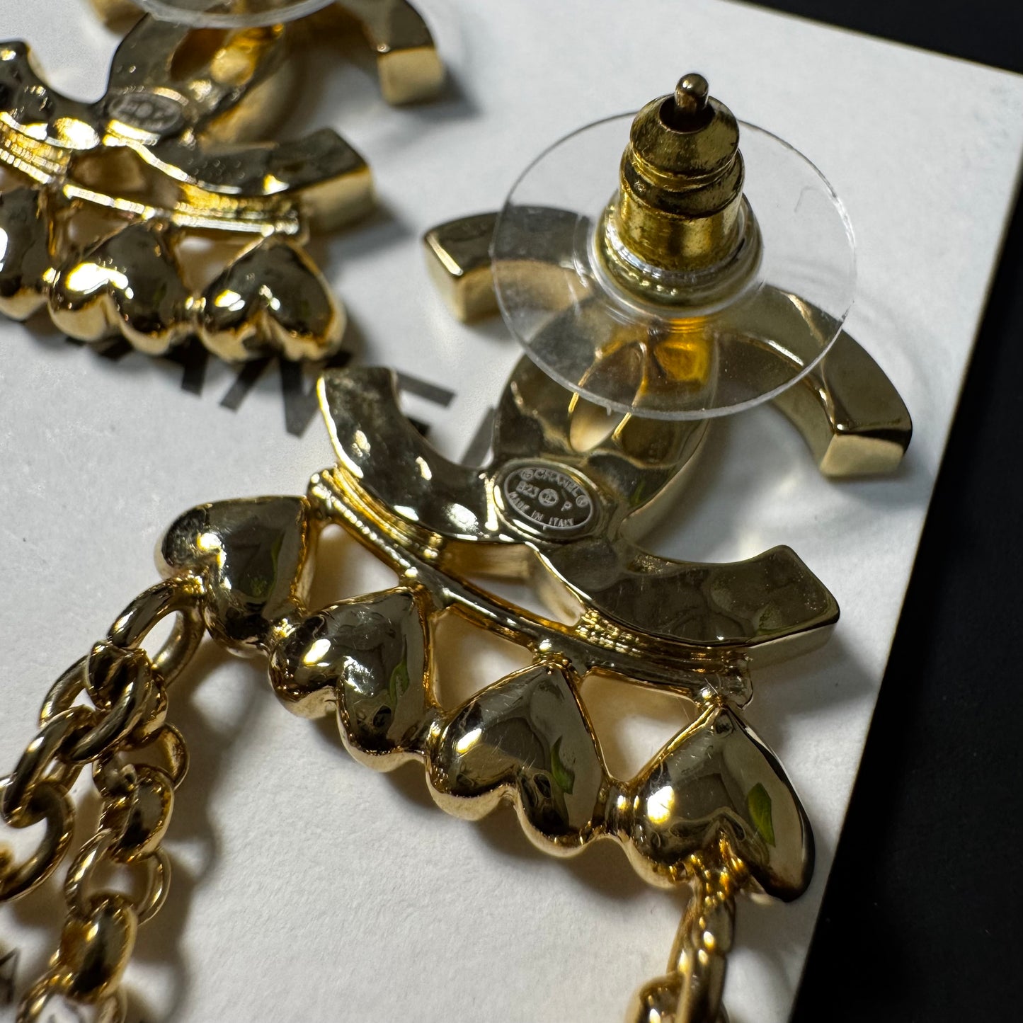 99% New - Chanel 23P earrings AB style