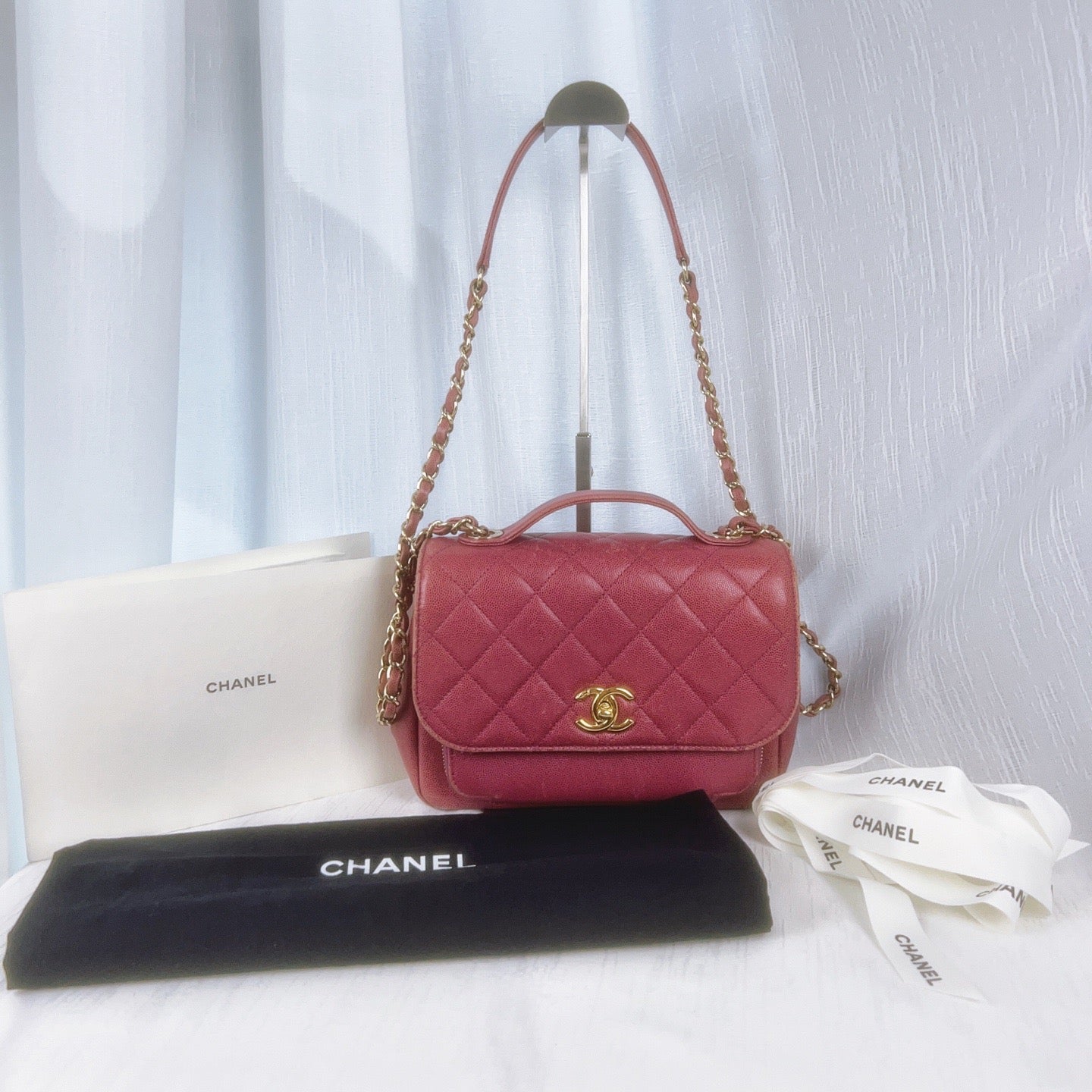 85% NEW - CHANEL Affinity Postman Bag in Rose Beige Caviar Leather with Gold Hardware 22×9×17cm