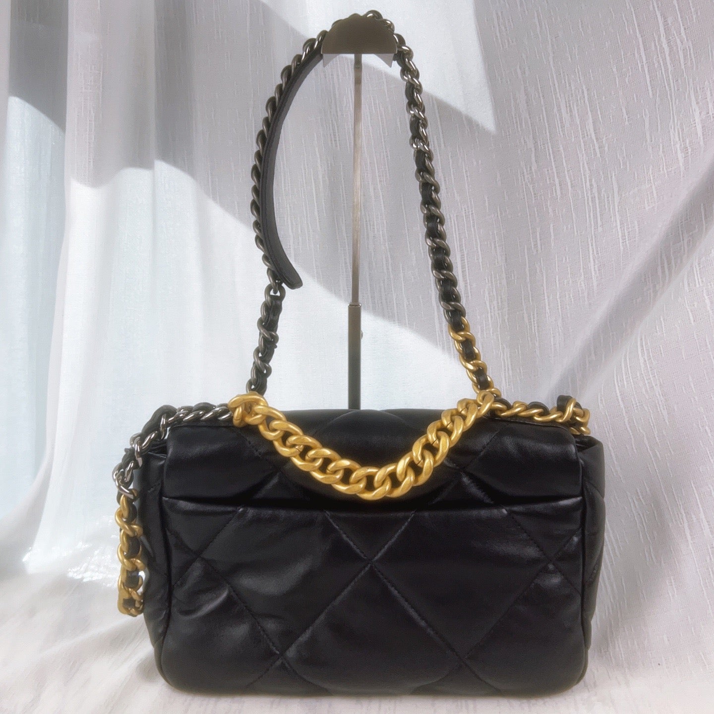 99% NEW - CHANEL 19 Bag Black Lambskin with Gold Hardware Small Size 26 x 8 x 16 cm