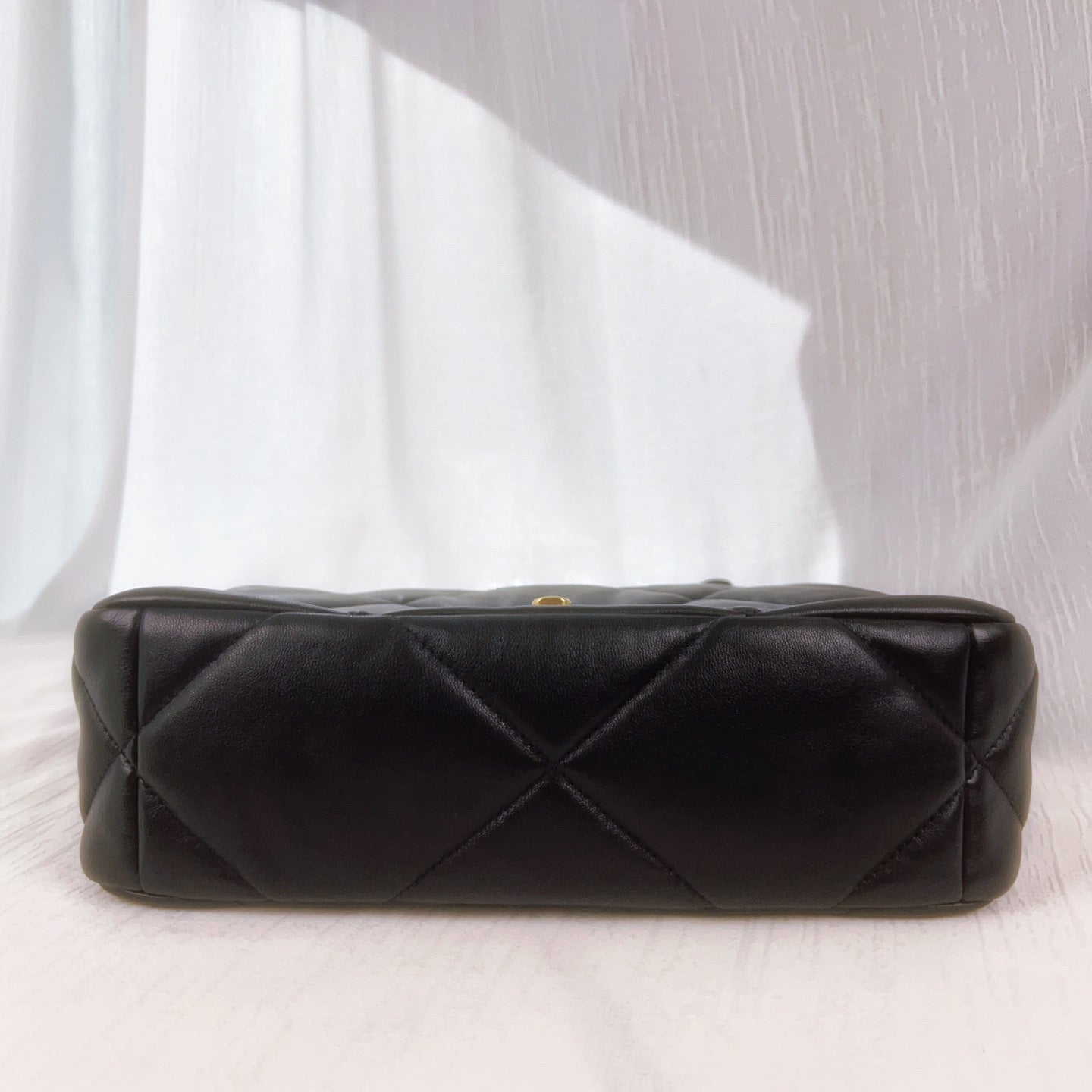 99% NEW - CHANEL 19 Bag Black Lambskin with Gold Hardware Small Size 26 x 8 x 16 cm