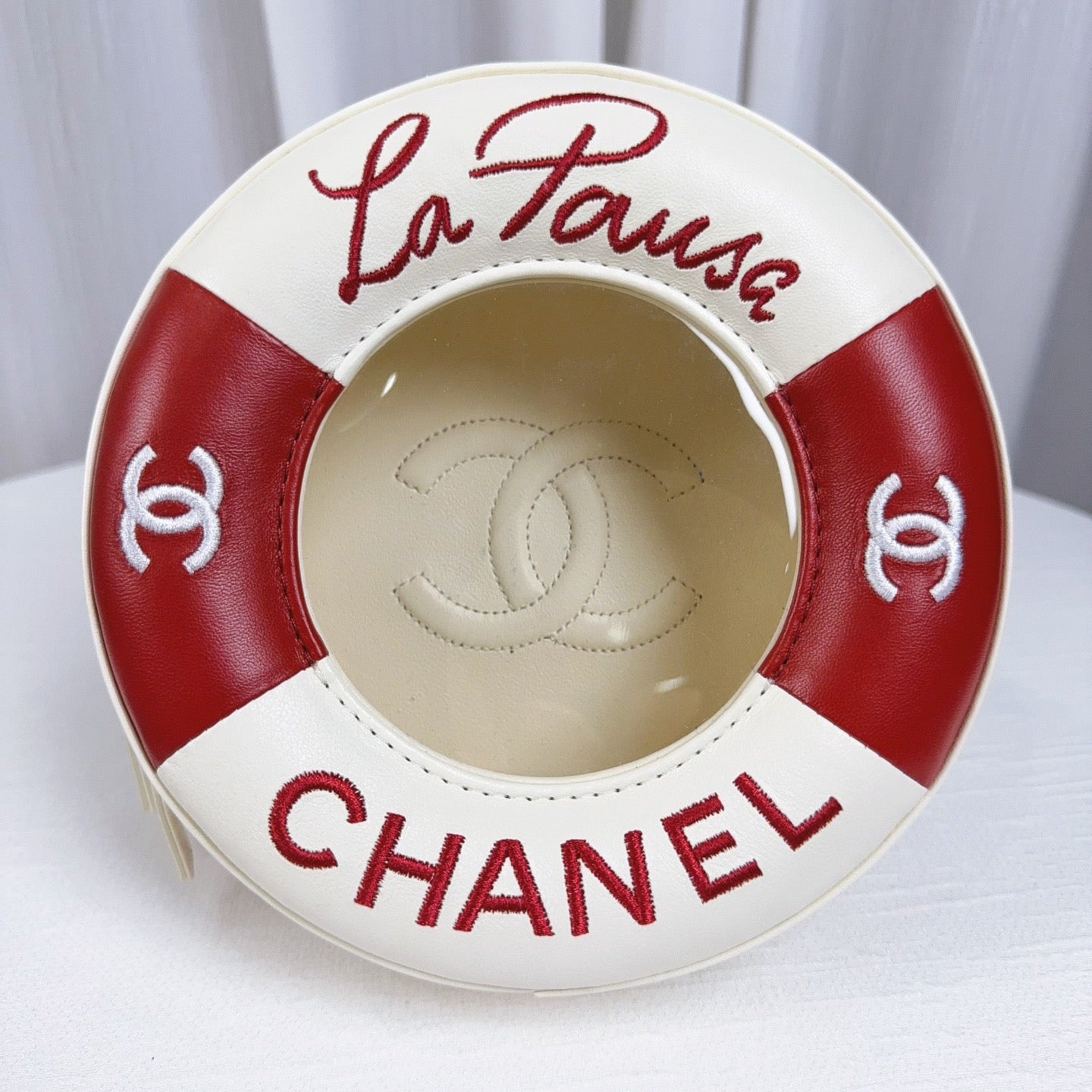 98% NEW - CHANEL Runway Red &amp; White Embroidered PVC Lifebuoy Round Bag with Chain Strap 18 x 6 x 18 cm